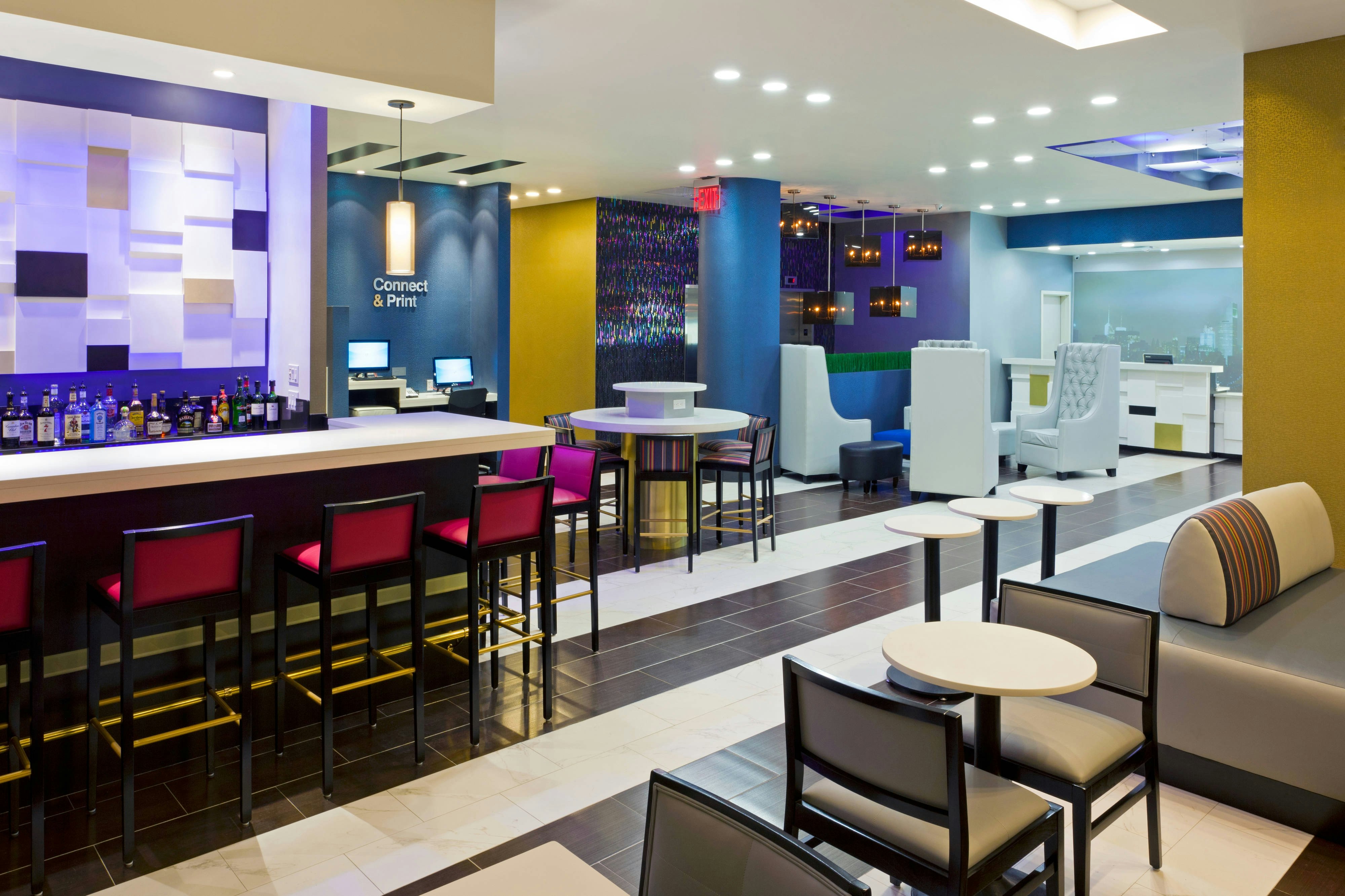FAIRFIELD INN AND SUITES NEW YORK QUEENS/QUEENSBORO BRIDGE 6/8