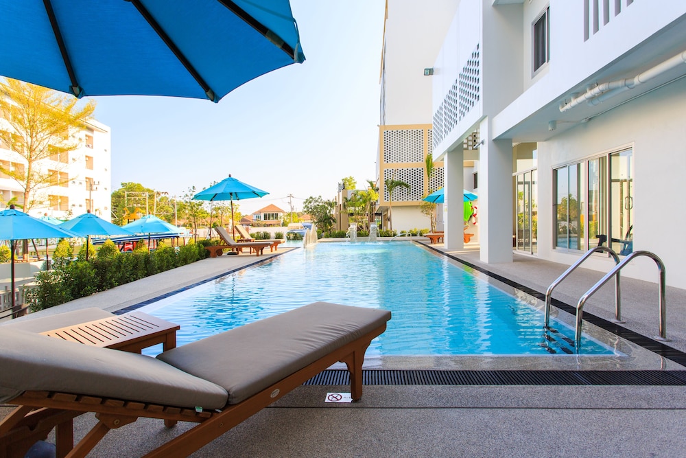 Recenta Phuket Suanluang 46/50