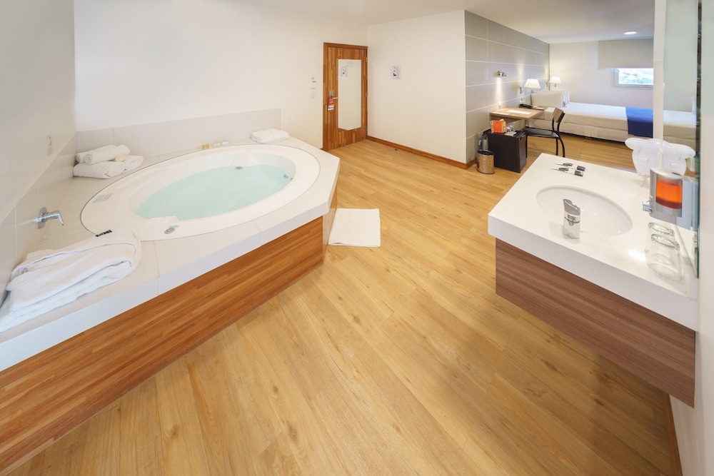 Hotel Lp Equipetrol 23/61