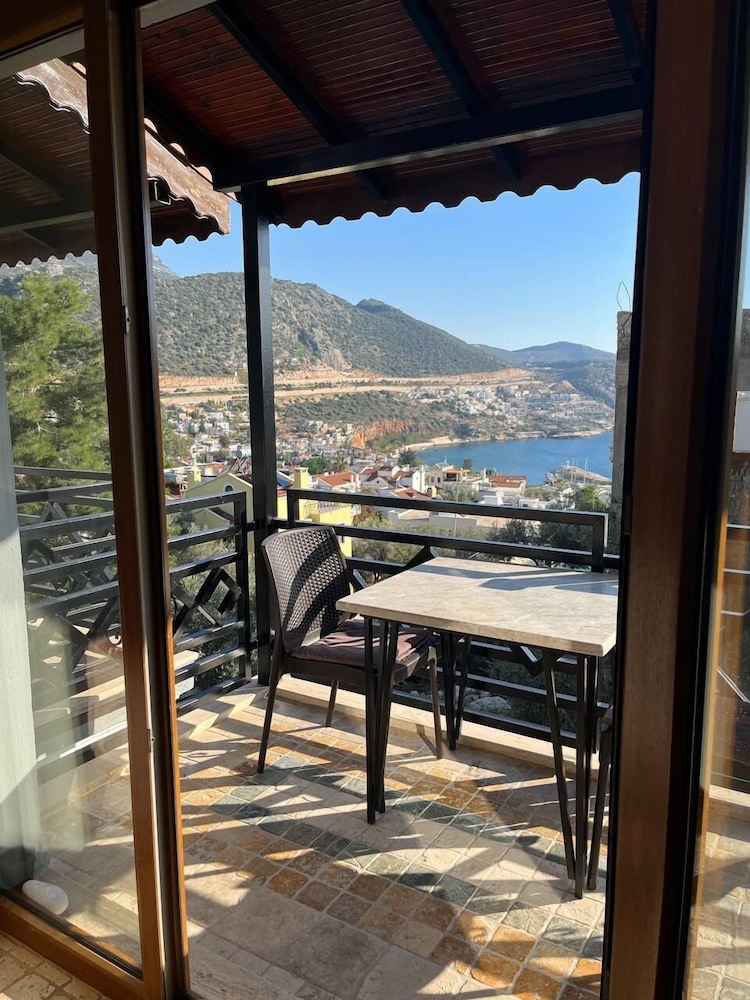 Kalkan Koc Apart 12/12