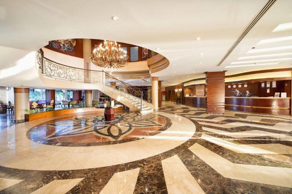 Amwaj Blue Beach Resort &amp; Spa 5/57