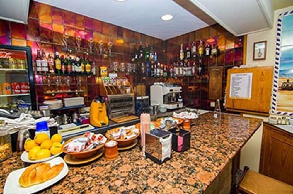 Hostal Los Corchos 24/31