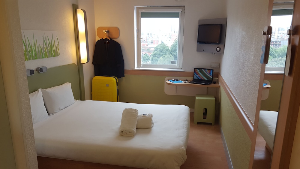 Ibis Budget Leeds Centre Crown Point Road 24/63