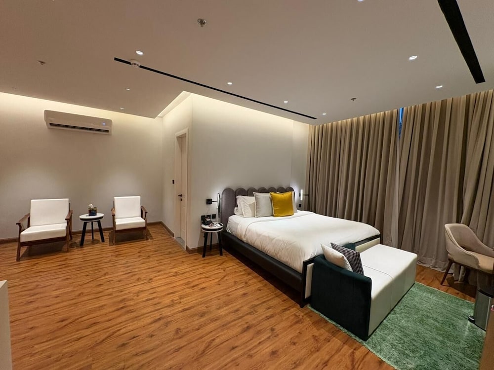 Ambiance Boutique Art Hotel Islamabad 33/78