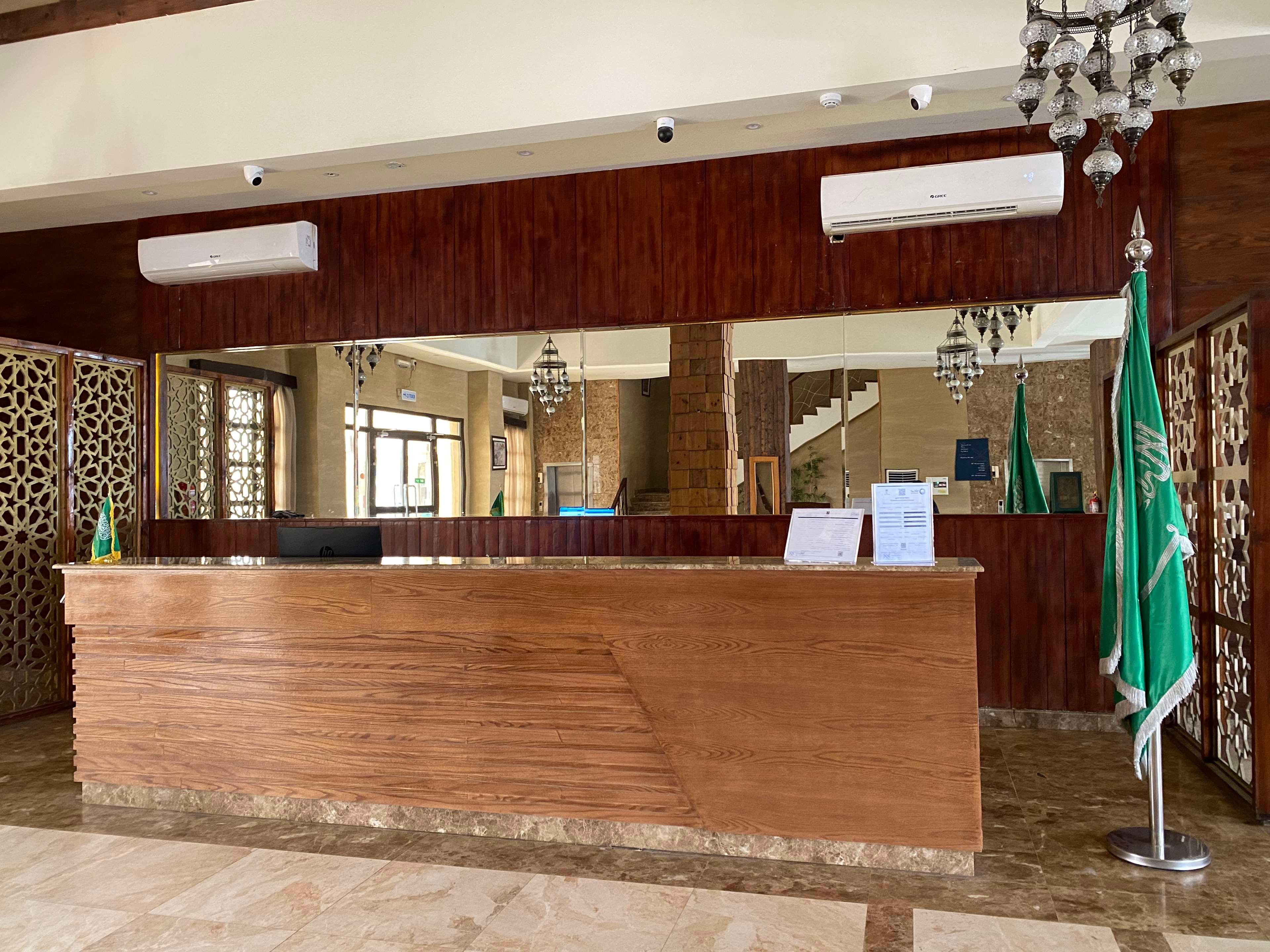 Lobby at Al Diyafa Hotel, HOFUF