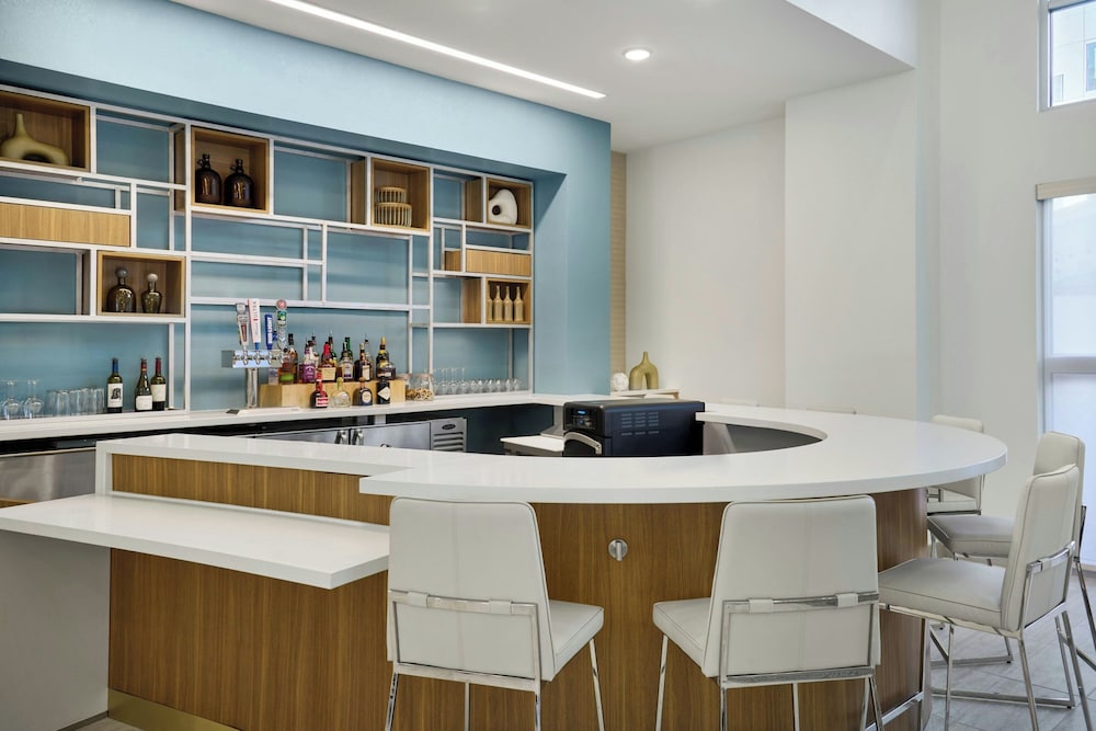 Element by Marriott Branson 40/50