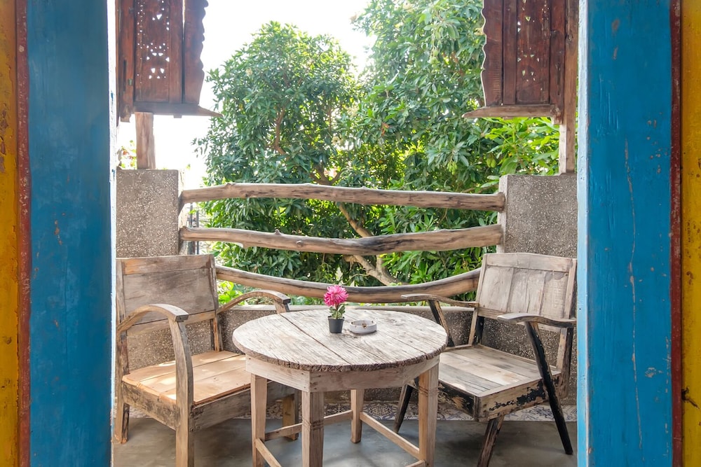 Twospaces Living At Bunga Desa 35/50
