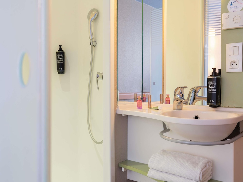 Ibis Budget Paris La Villette 19Eme 70/72