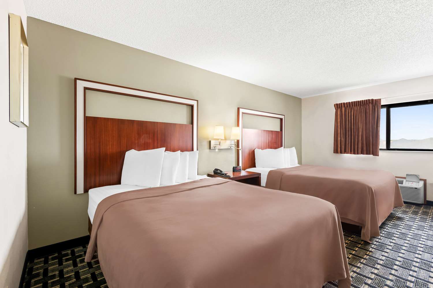 Room, 2 Queen Beds