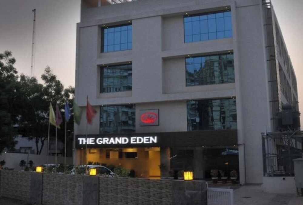 THE GRAND EDEN 3/32