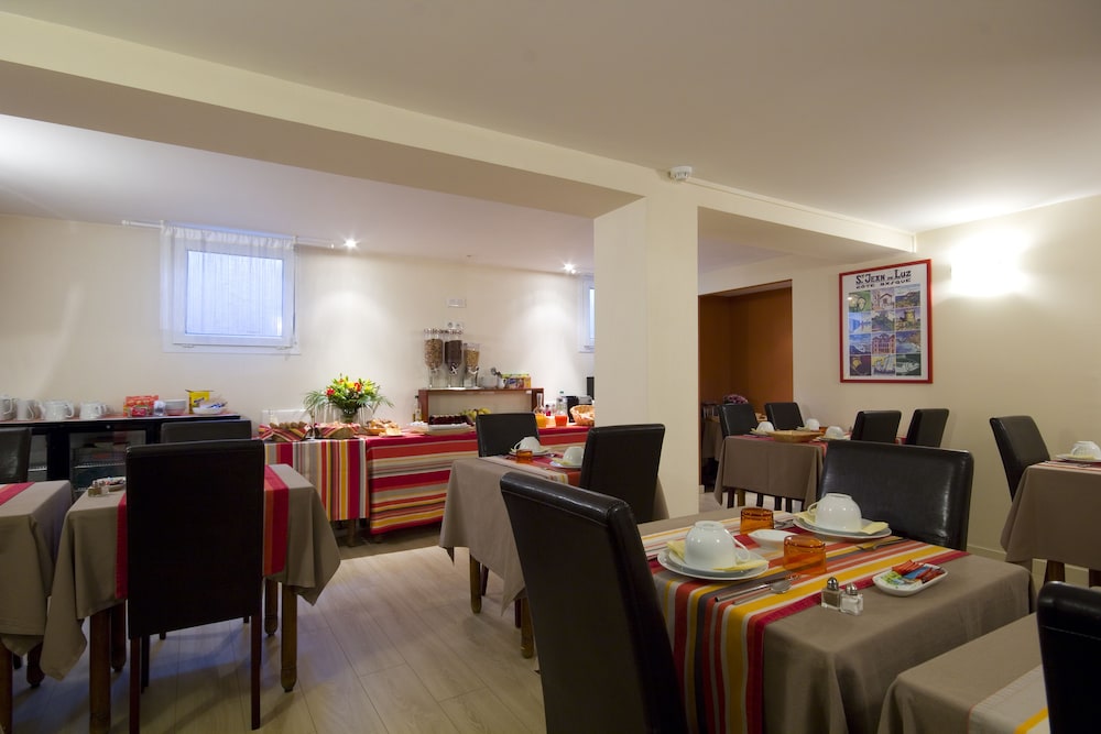 Hotel Le Relais Saint Jacques 41/55