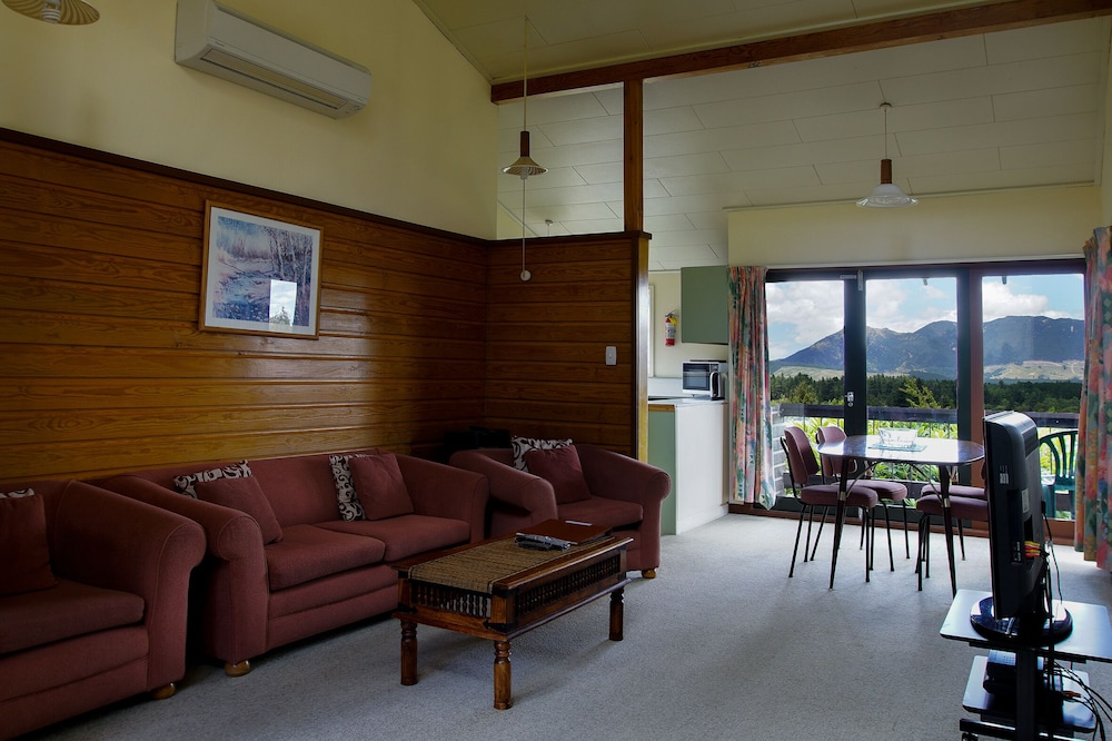 Greenacres Chalets 35/50