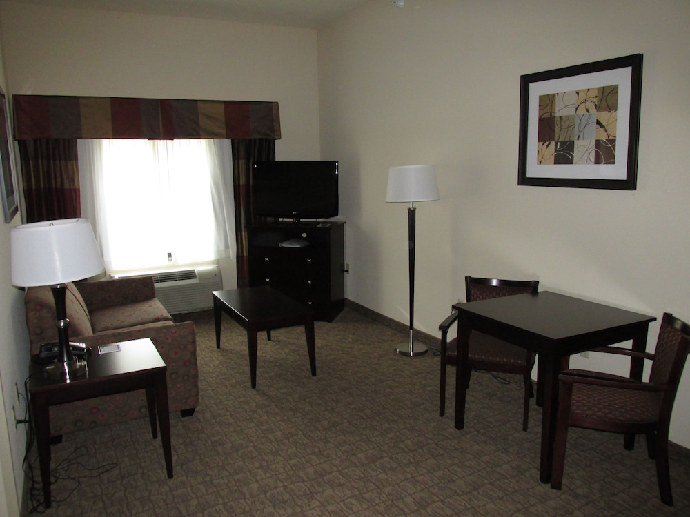Holiday Inn Express Suites Wheeling 54/78