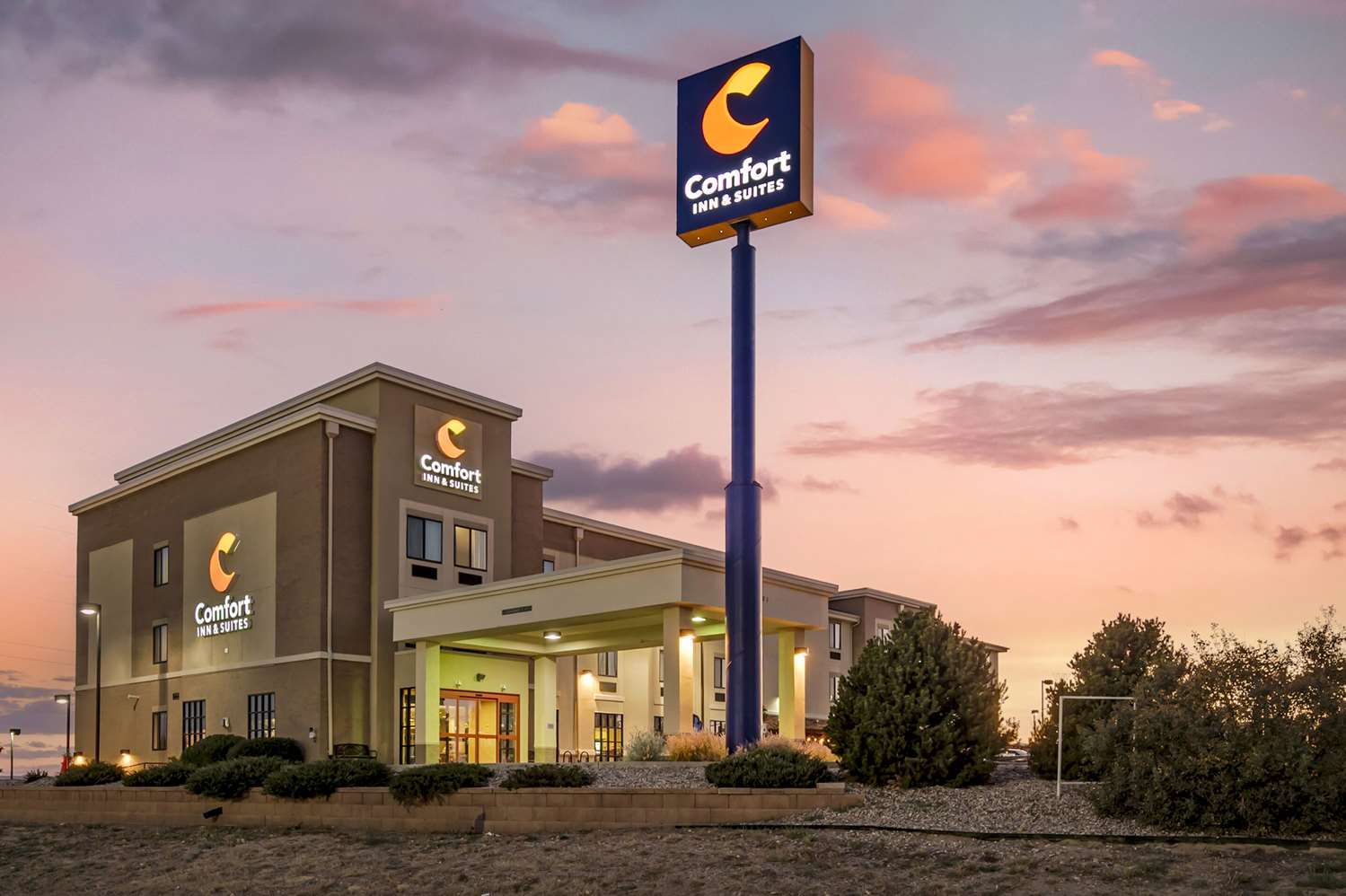 Comfort Inn & Suites Cheyenne, WY 2/41