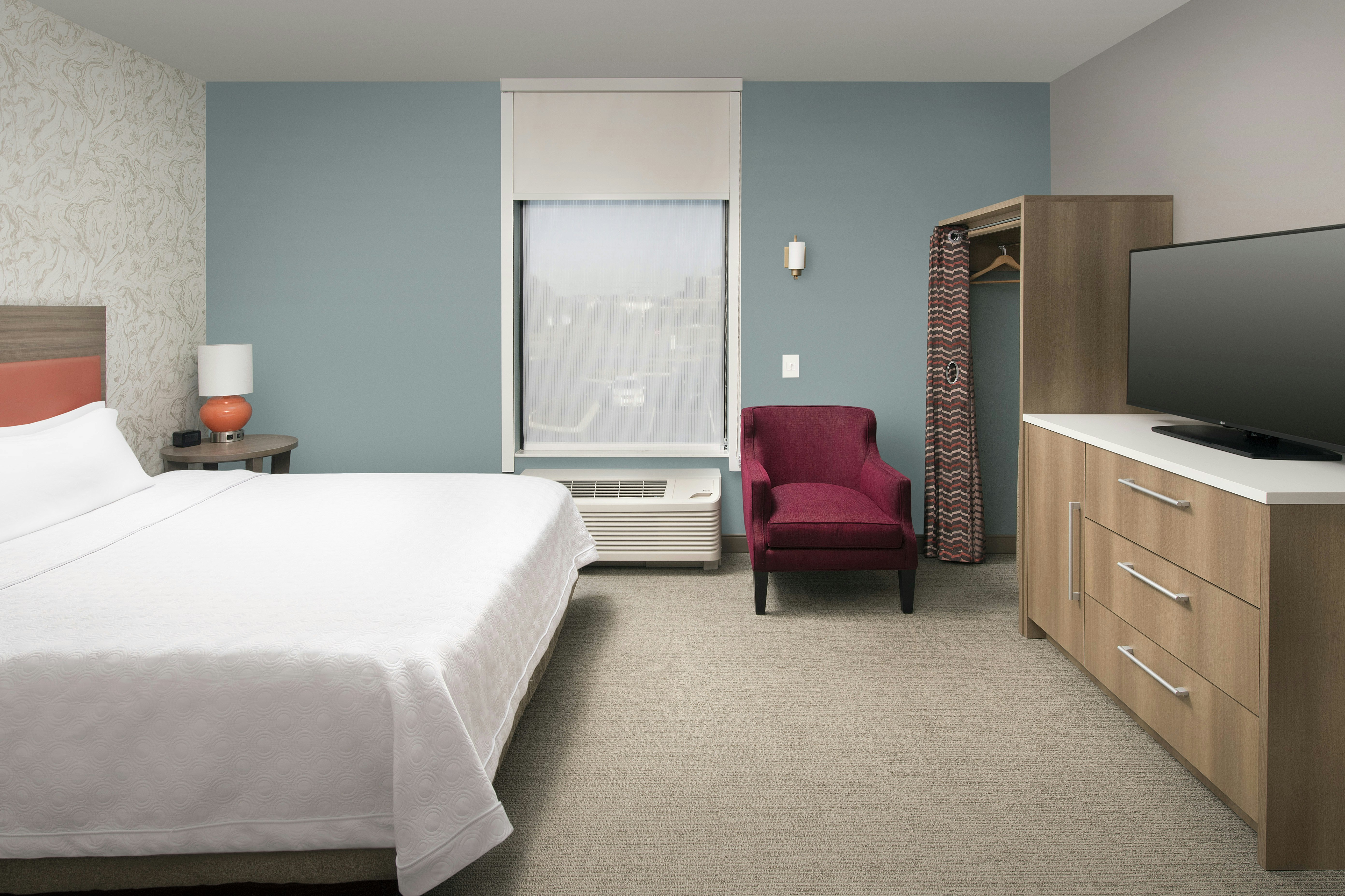 1 BEDROOM, SUITE, KING BED