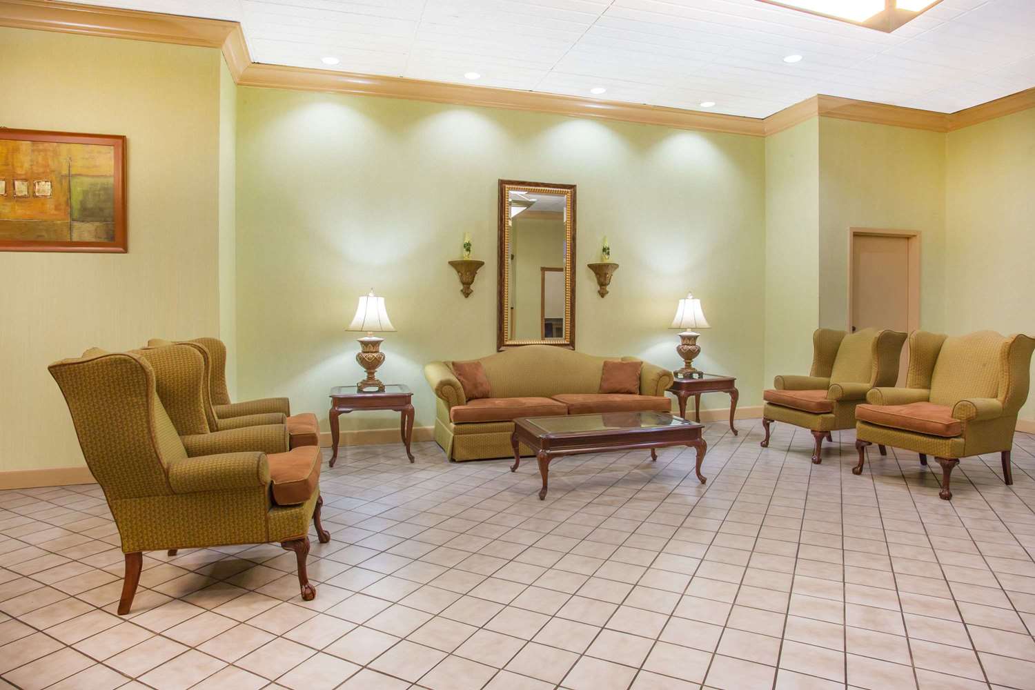 Ramada by Wyndham Wytheville 2/10