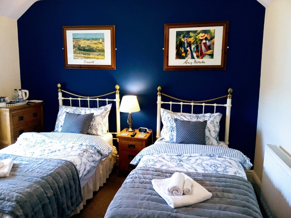 Oakfield House Bed and Breakfast 18/44
