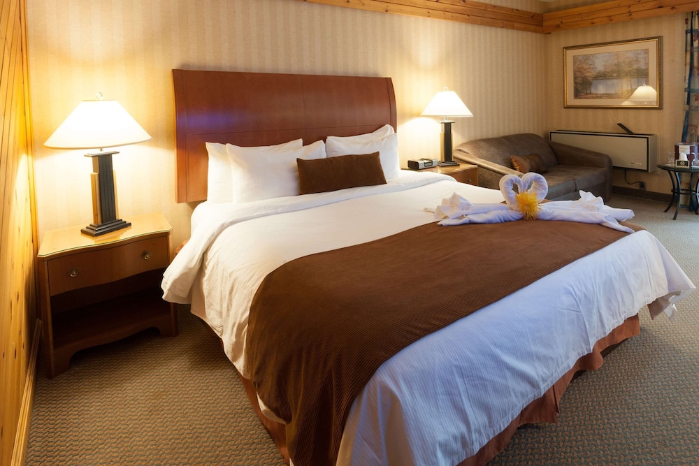 Pinestone Resort & Conference Centre 15/61