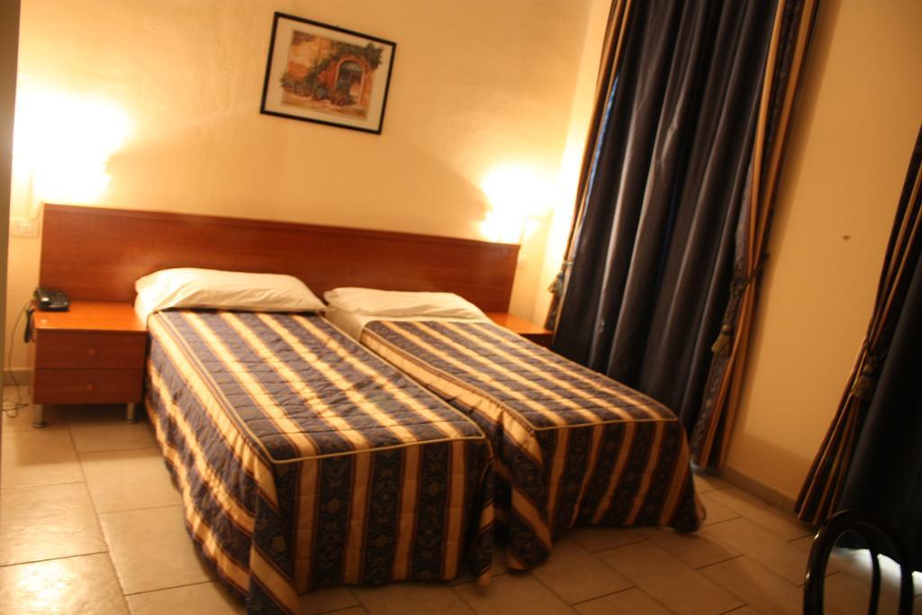 Hotel Alessander 6/16