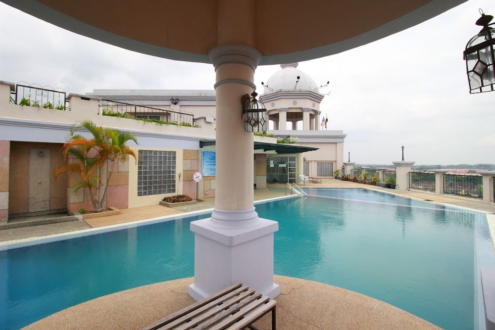 GRAND KAMPAR HOTEL 56/56