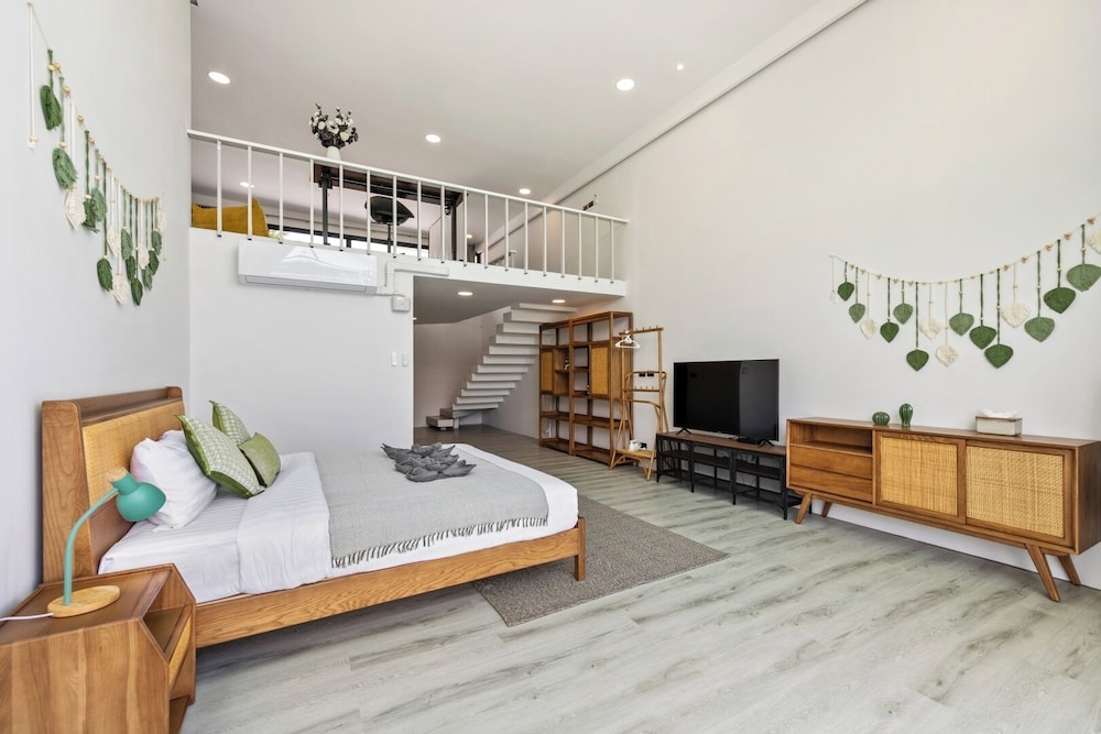 Zen Style Pool Access Townhouse 15/50
