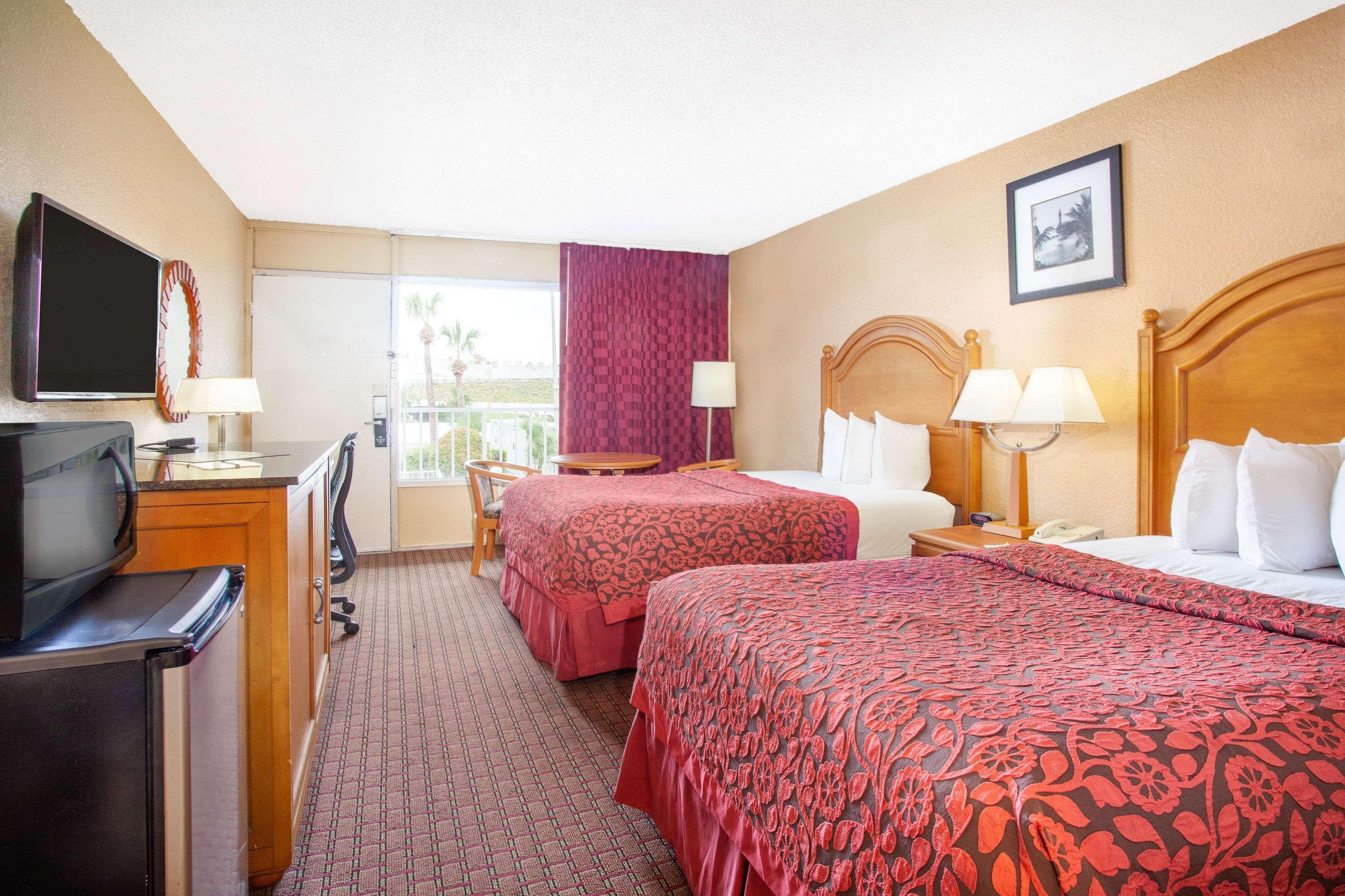 Room at Days Inn By Wyndham Orlando Downtown, ORLANDO - FL