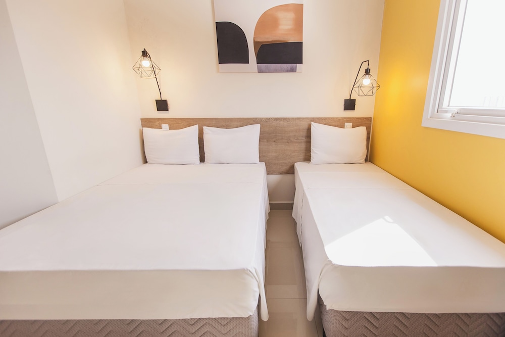غرفة عائلية ثلاثية بسرير مزدوج وسرير فردي، Hotel Euro Suite Sao Jose do Rio Preto by Nacional Inn 2/3