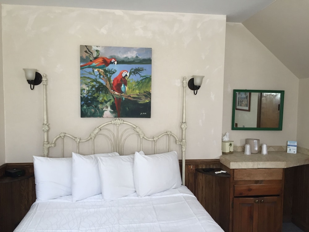 Seacrest Inn 26/42