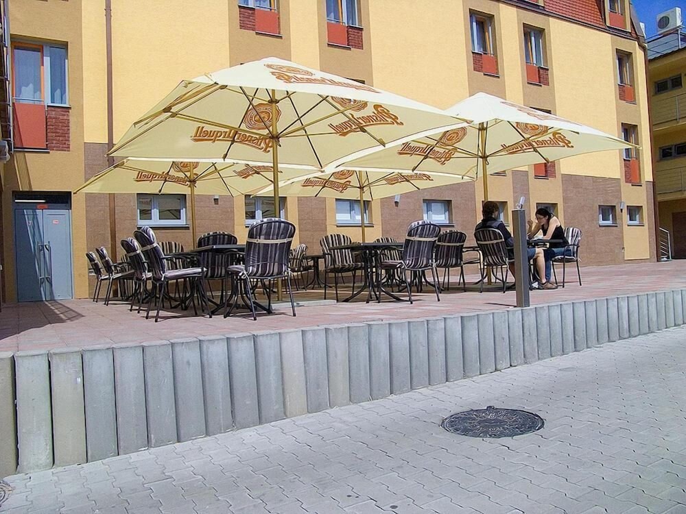 Hotel Eminent 40/45