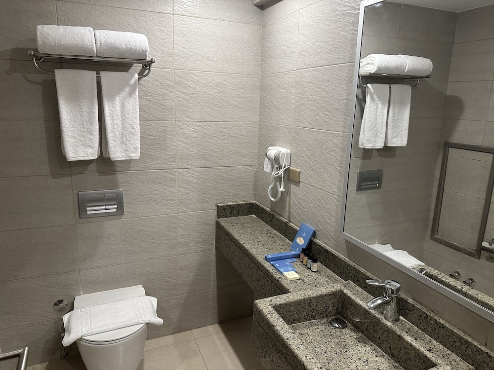 Stay Inn Pyramids Hotel 32/34