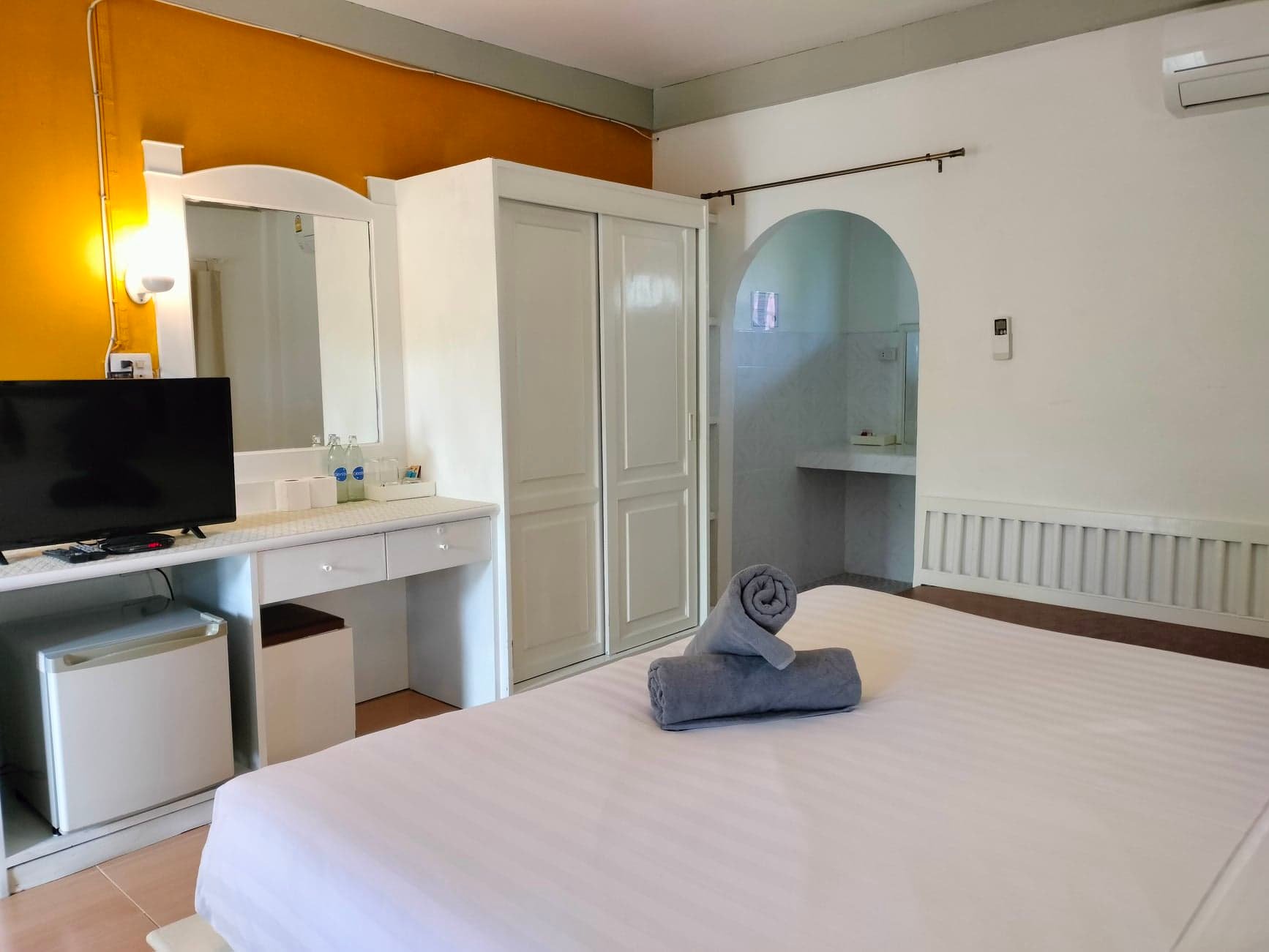Bungalow, Beach Front، Bay Beach Resort 6/9