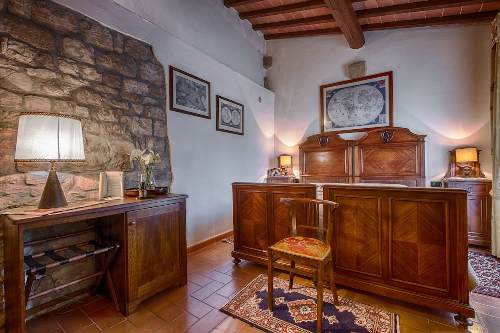 Villa Campestri Olive Oil Resort 6/48