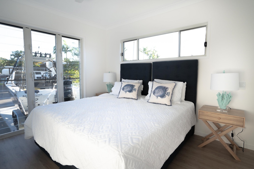 King Bed, Pet Friendly