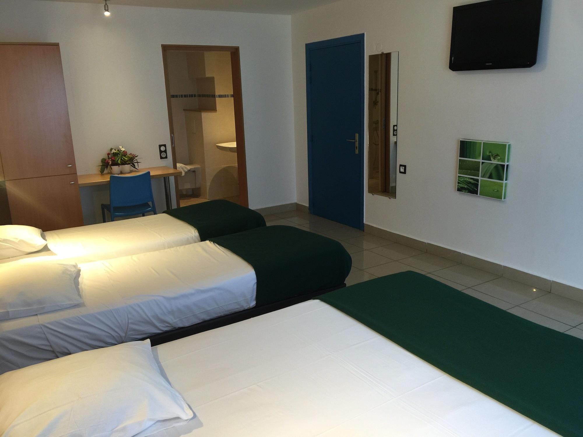 Comfort, Privilege, Quadruple, Multiple Beds