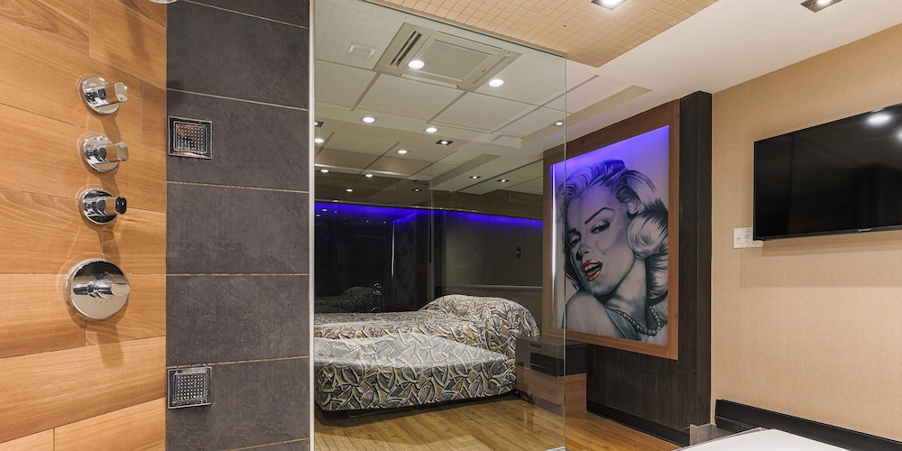 Hotel Le Chablis 42/50