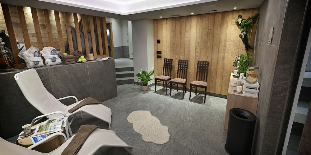 Cristallo Hotel 46/69