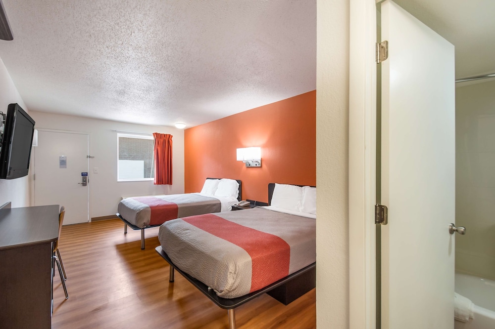 Motel6 Odenton, MD - Fort Meade 20/40