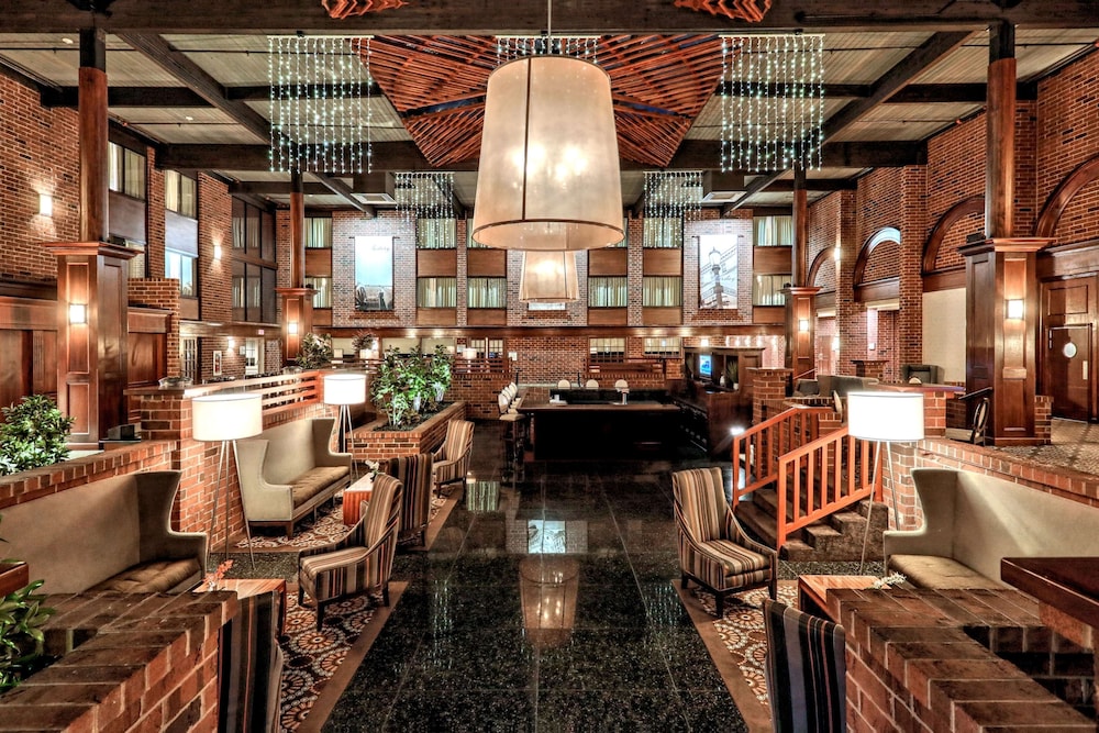 Best Western Premier The Central Hotel & Conference Center 37/48