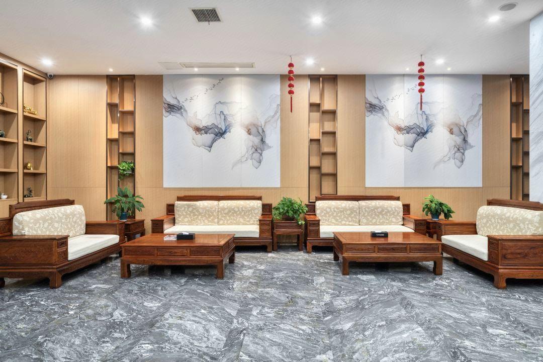 Zhongsheng Hotel 26/35