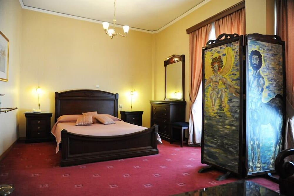 Rex Hotel 12/48