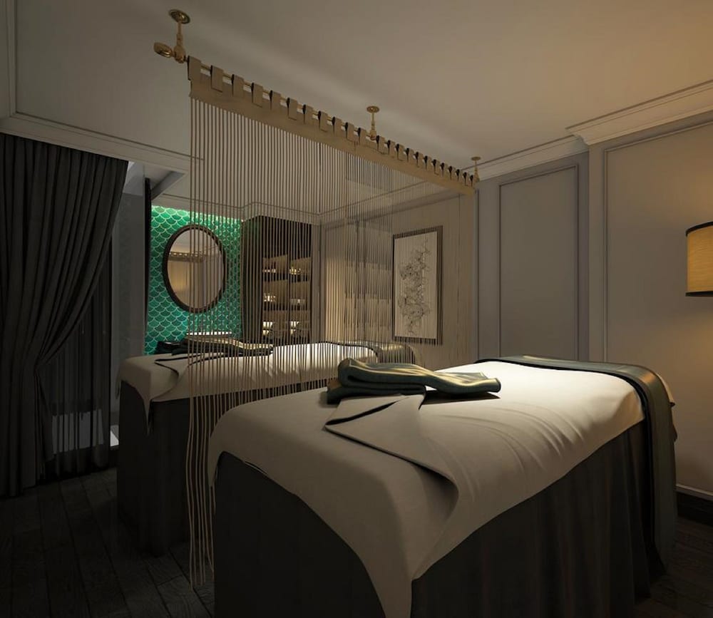 Hanoi Paradise Center Hotel & Spa 17/23