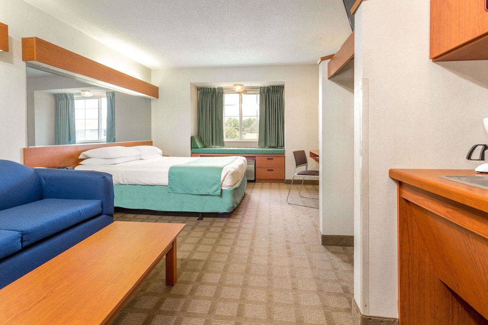 Microtel Inn Suites By Wyndham Dry Ridge 18/30