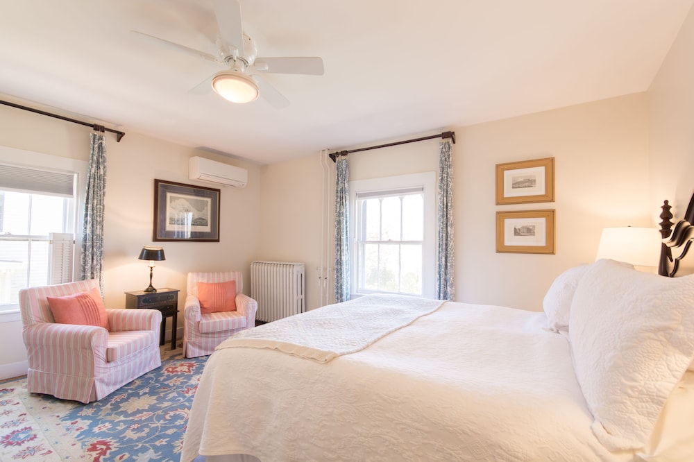 Marshall Slocum Inn 13/44