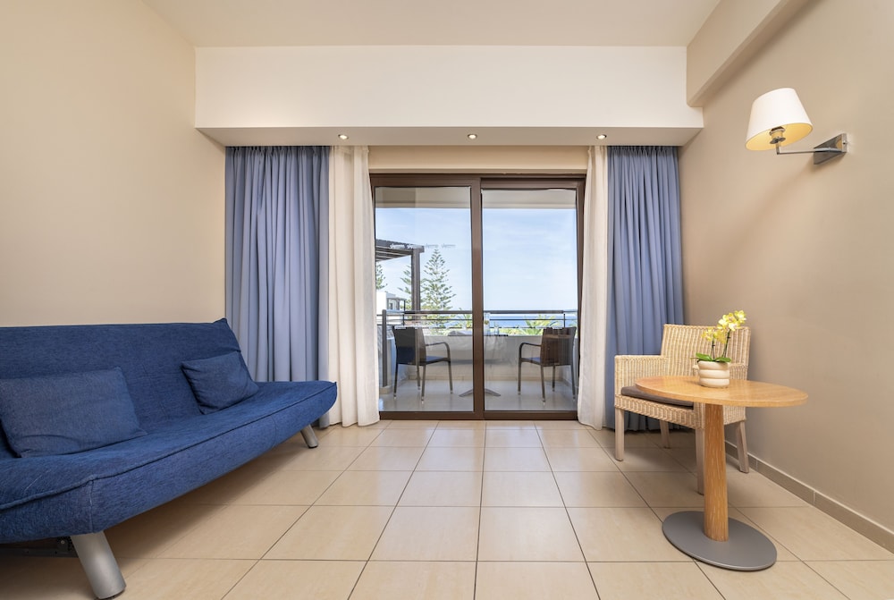 D'andrea Mare Beach Hotel 53/74