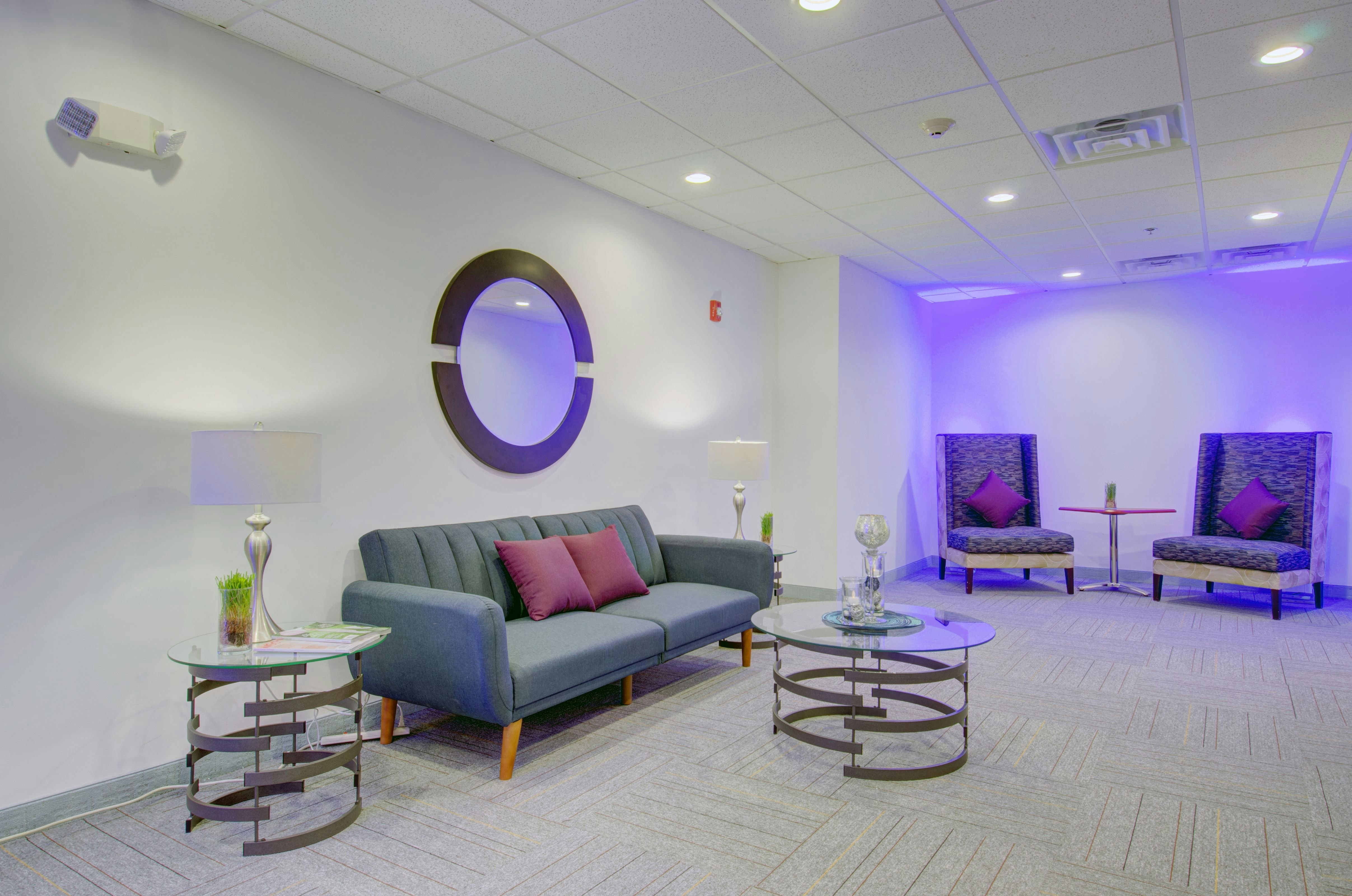 Hampton Inn Suites Boston Stoughton 21/41