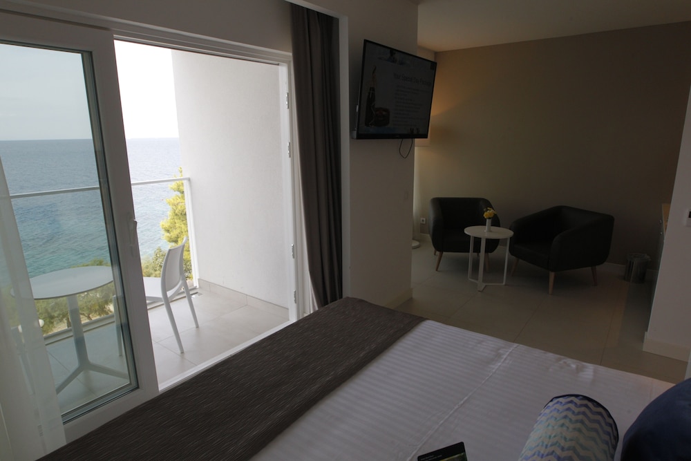 TUI BLUE Adriatic Beach - Adults Only 25/75