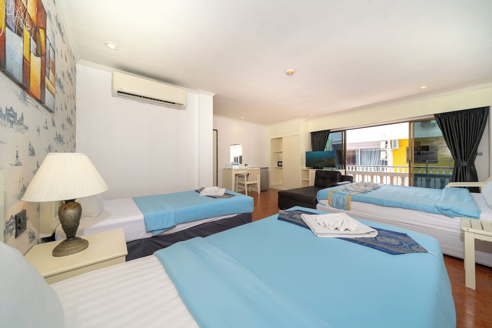 Patong Central Residence & Apartment 12/50