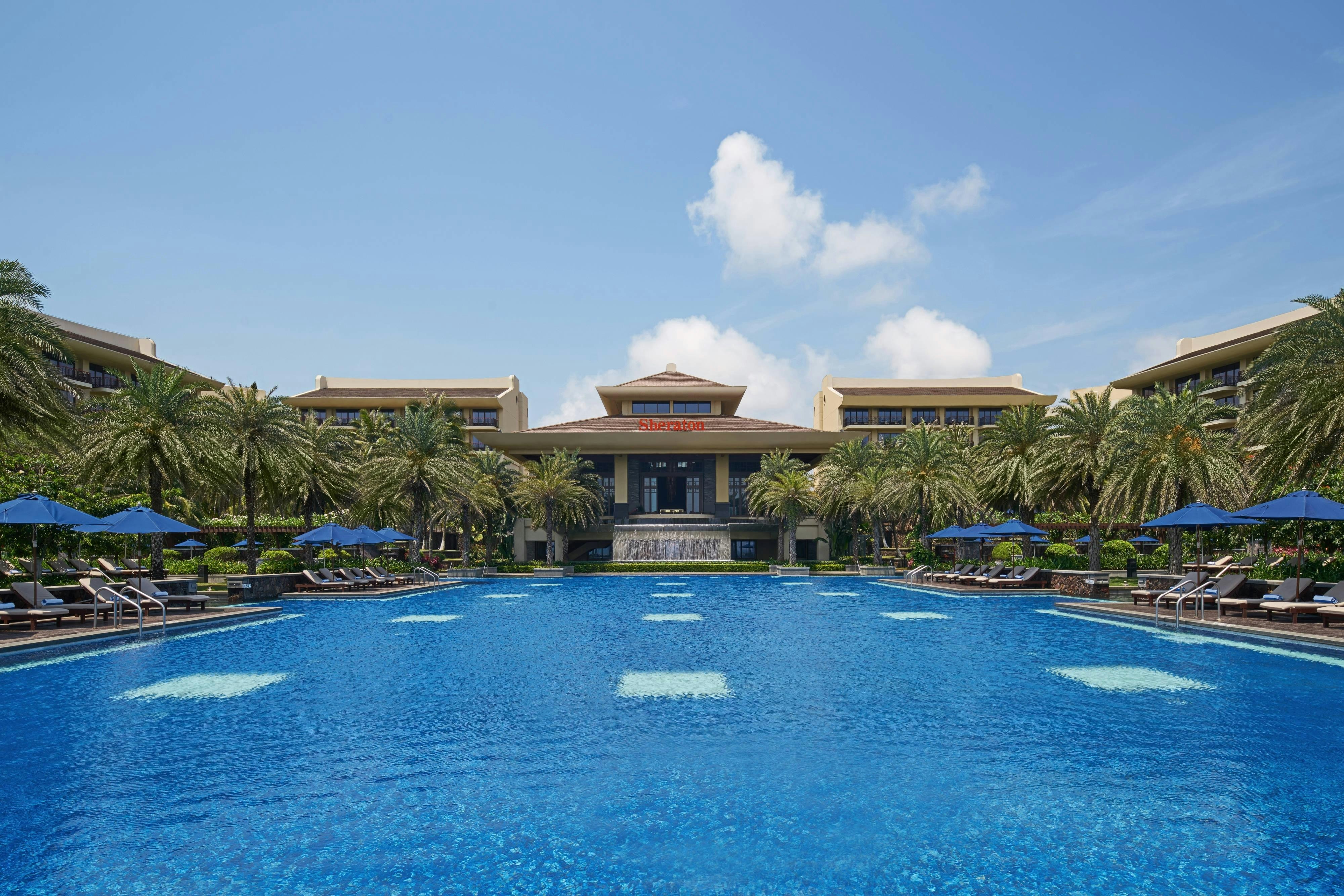 Sheraton Shenzhou Peninsula Resort Wanning Hainan 11/12