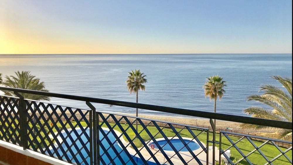 Mi Capricho Beachfront Apartment - Sitio De Calahonda 18/50