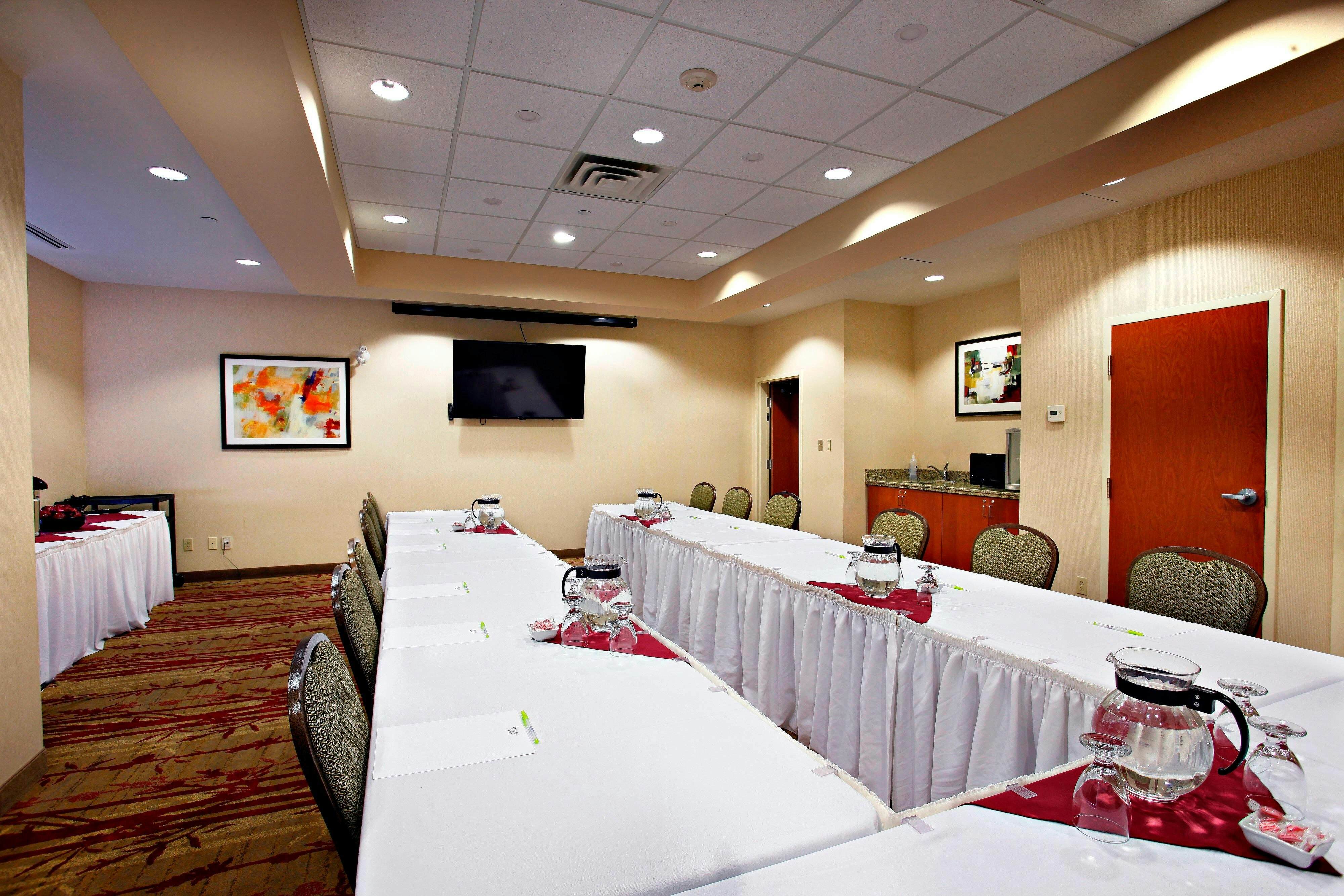 Fairfield Inn And Suites Sudbury 29/36